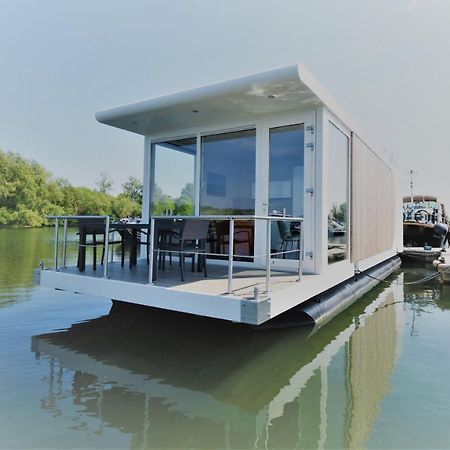 Вілла Houseboat Martinique Маастрихт Екстер'єр фото